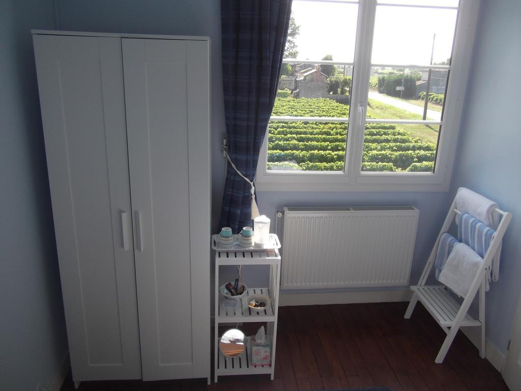 Scott Vacances Chambres D'Hotes Gondeville Jarnac Szoba fotó